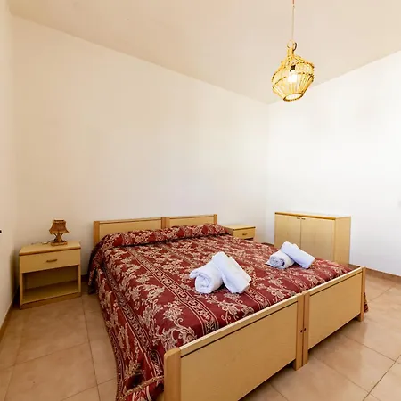 Sun Flat -